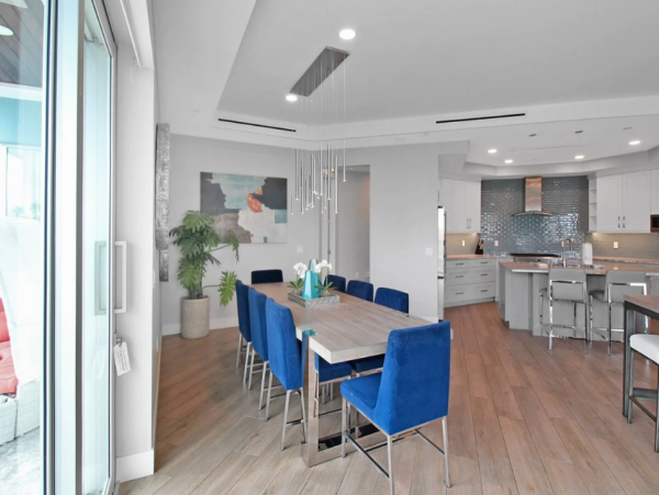 Gulf Views Siesta Key Vacation Condo Four Bedrooms - Ideal Beach Getaway